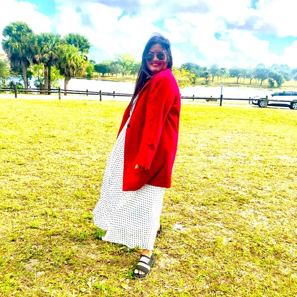 Meet your Posher, Amynette - Picture 1 of 1